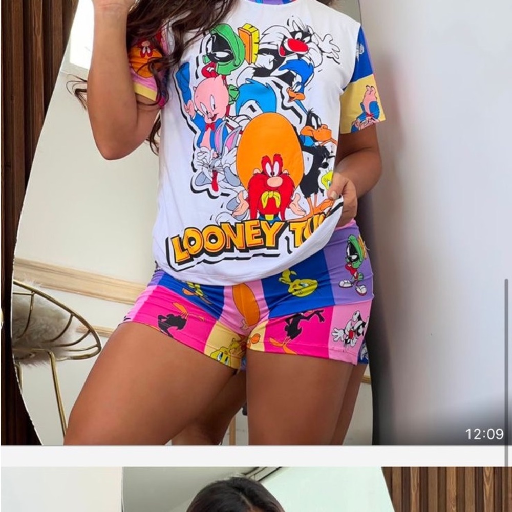 Warner Bros. Looney Tunes Colorful Pajama
